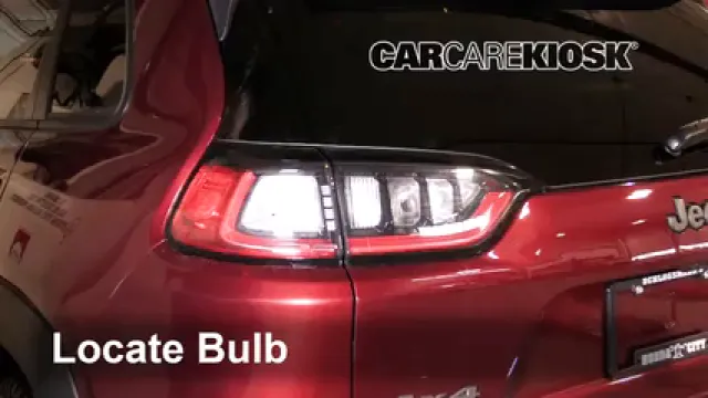 2019 Jeep Cherokee Trailhawk Elite 3.2L V6 Lights Turn Signal - Rear (replace bulb)